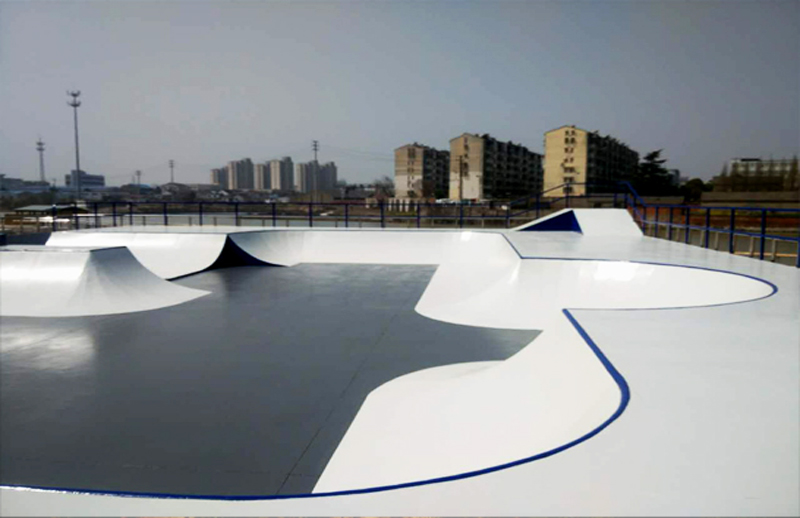 江蘇省泰州市鳳城河極限運(yùn)動(dòng)場(chǎng)