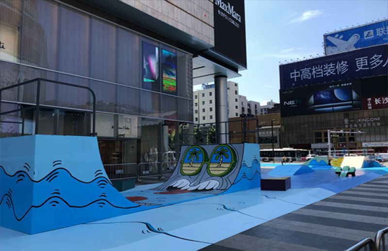 湖南省長沙市國金中心商業(yè)廣場(chǎng)極限運(yùn)動(dòng)場(chǎng)