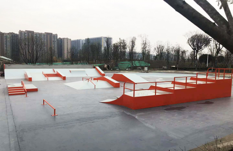 四川省成都市鳳凰山公園極限運(yùn)動(dòng)場(chǎng)(街式比賽區(qū))