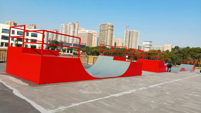 黃岡師范學(xué)院極限運動場(湖北省黃岡市)