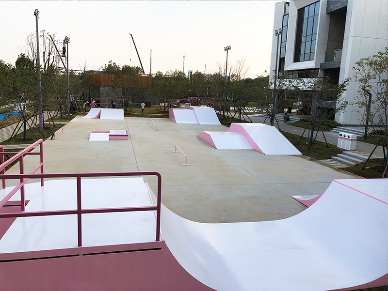 湖北省武漢市櫻花溪公園極限運(yùn)動(dòng)場(chǎng)(初級(jí)訓(xùn)練區(qū))