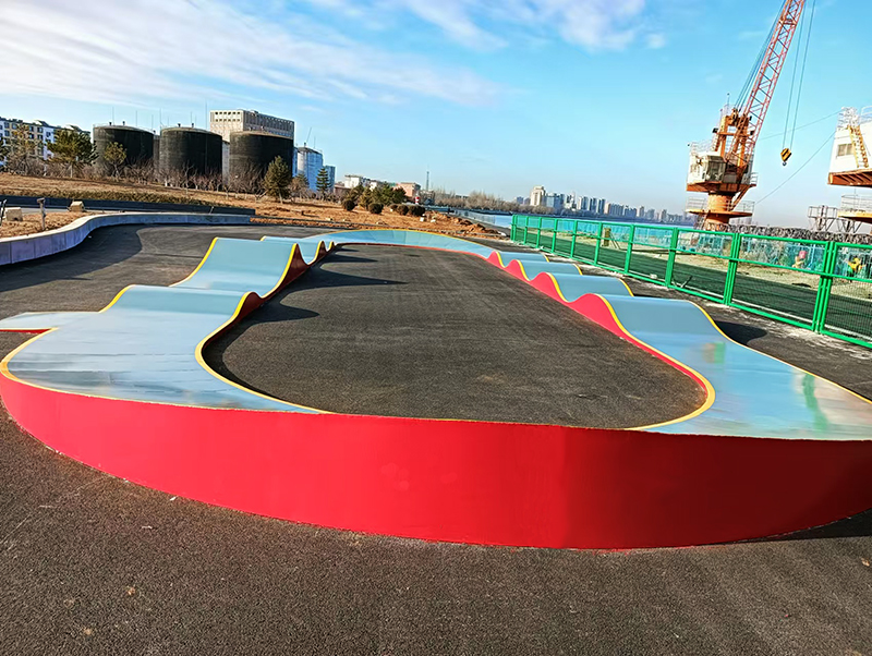 遼寧省營(yíng)口市大遼河城市公園極限運(yùn)動(dòng)場(chǎng)（泵道區(qū)）